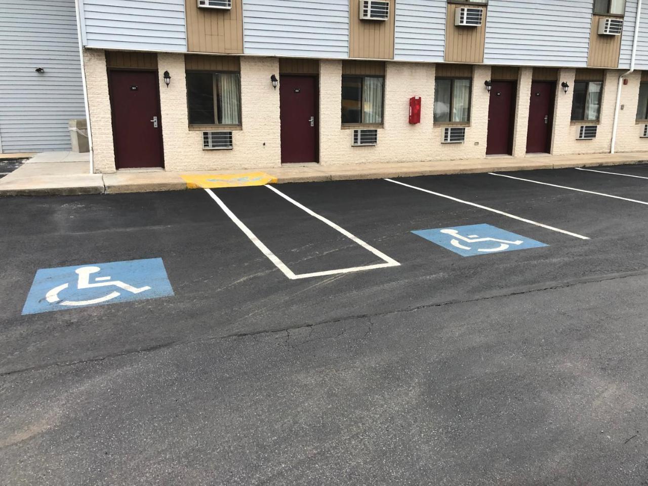 Value Inn Harrisburg-York Valley Green Eksteriør bilde
